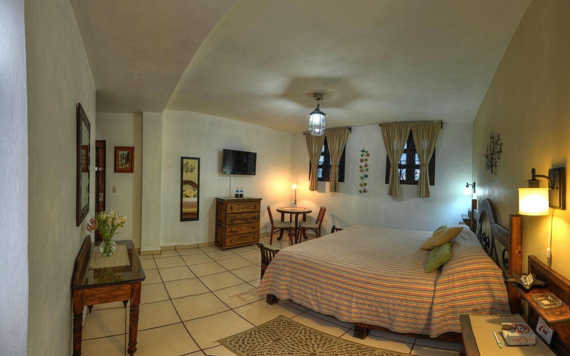 Hotel La Casa Del Laurel Taxco de Alarcon Exterior foto