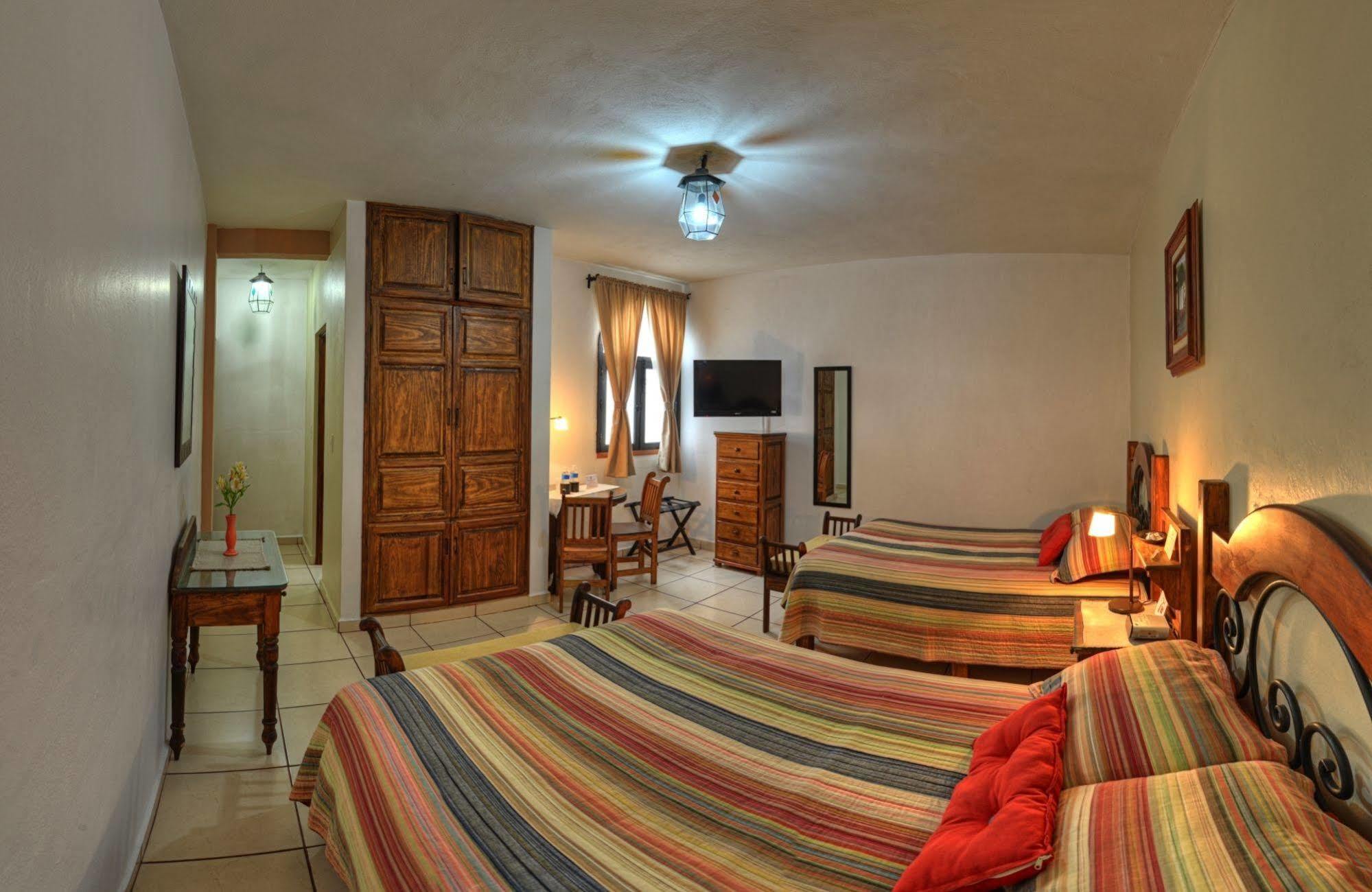 Hotel La Casa Del Laurel Taxco de Alarcon Exterior foto