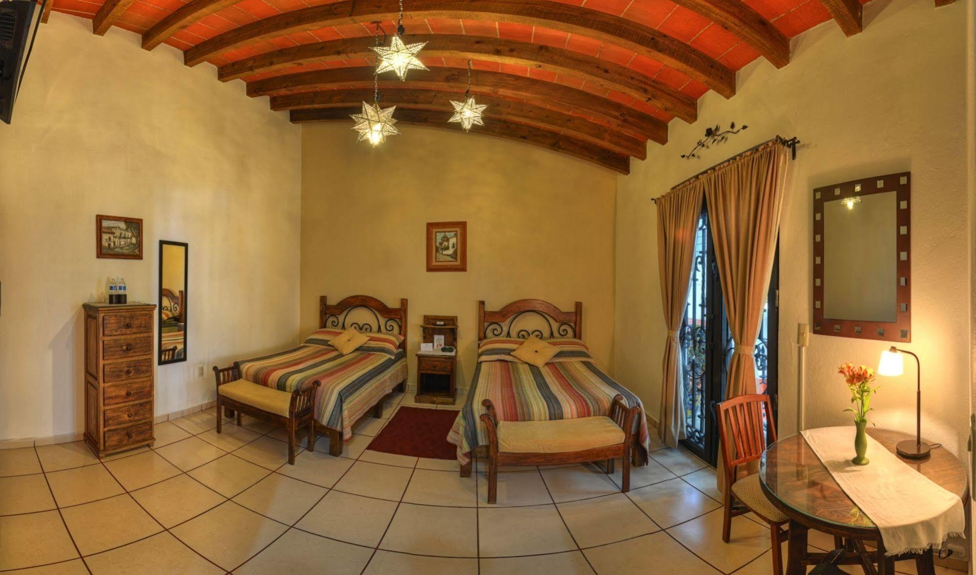 Hotel La Casa Del Laurel Taxco de Alarcon Exterior foto